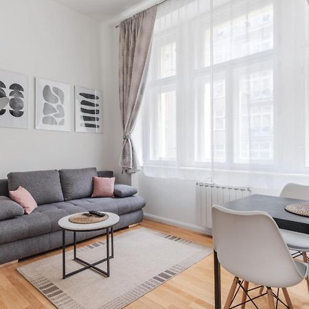 Prague Days - Elegant Studios Near Wenceslas Square Exterior photo